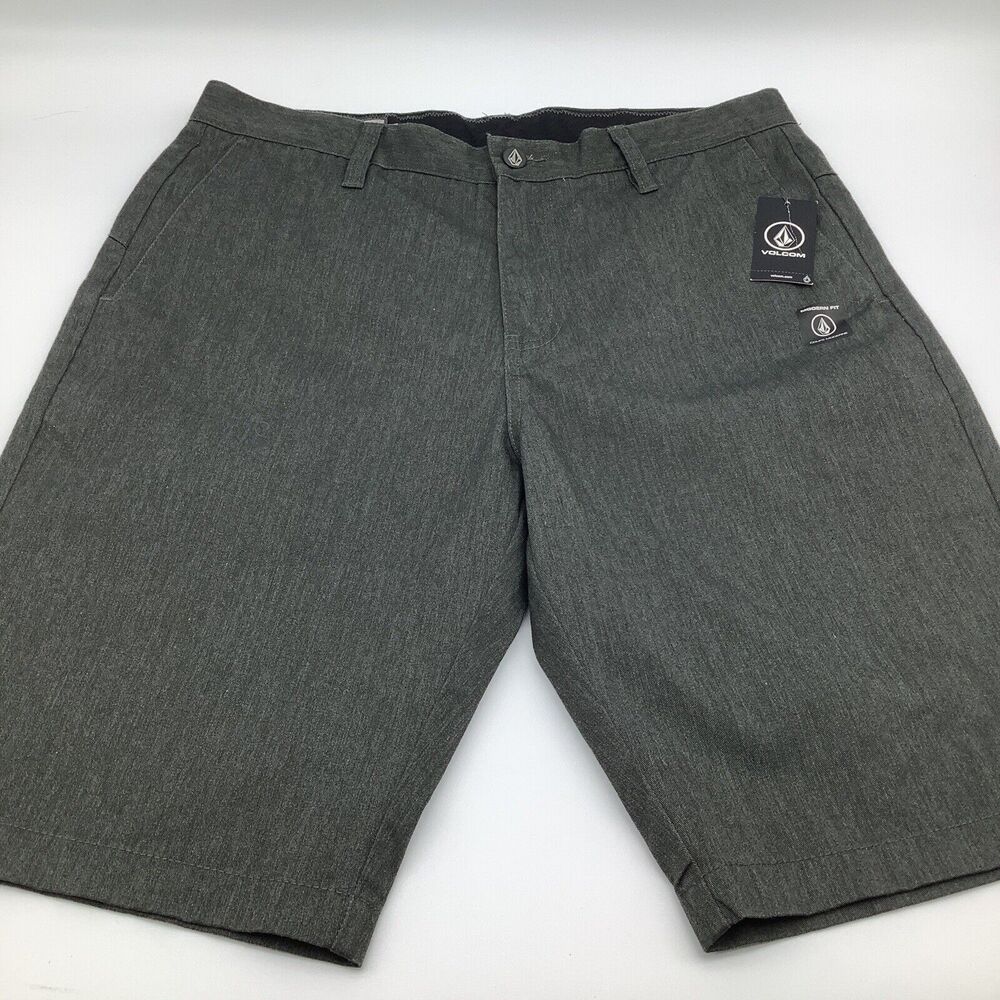 Volcom Mens V Monty Modern Fit Shorts Gray Size 31 (Actual 32) NWT
